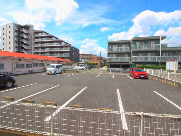 物件内観写真17　(室内からの展望)