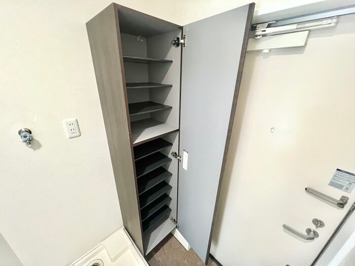 物件内観写真14　(靴箱)