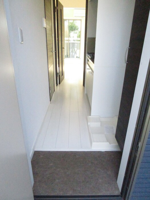 物件内観写真18　(廊下)
