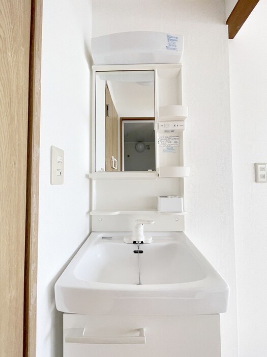 物件内観写真14　(洗面)