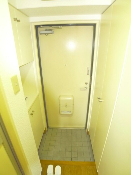 物件内観写真17　(玄関)