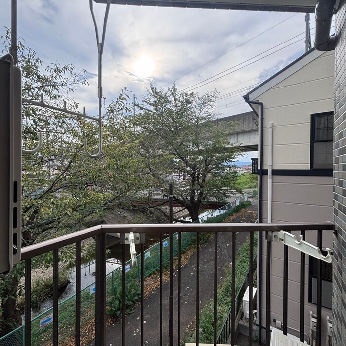 物件内観写真22　(室内からの展望)