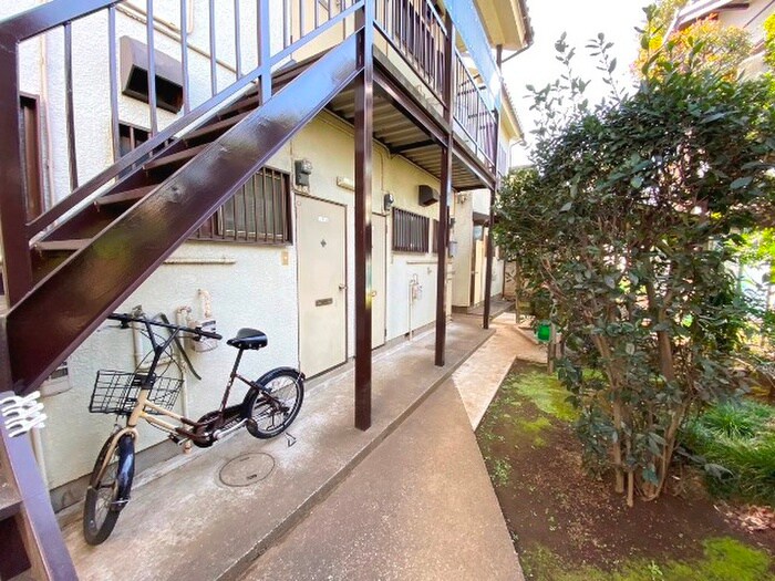 アサミ　ハイツのエントランス部分