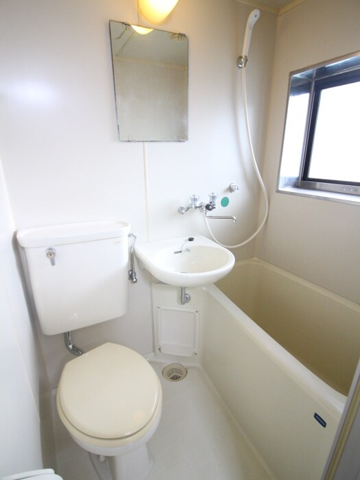 アサミ　ハイツのバス