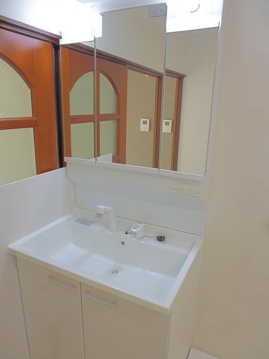 物件内観写真14　(洗面)