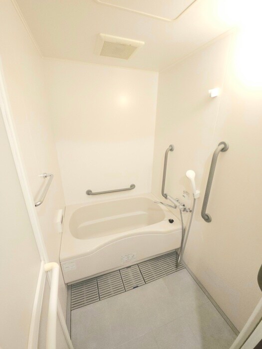 物件内観写真8　(バス／シャワールーム等)