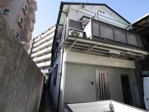 イザワビル貸家外観写真