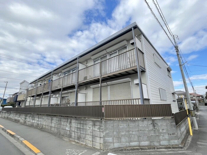 シャトル　ホワイトの外観写真