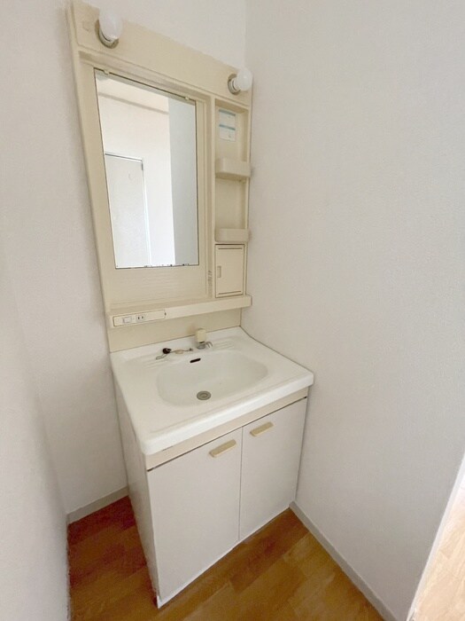 物件内観写真12　(洗面)