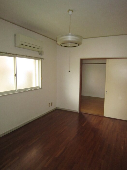 物件内観写真5　(居室)