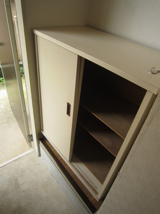 物件内観写真9　(靴箱)