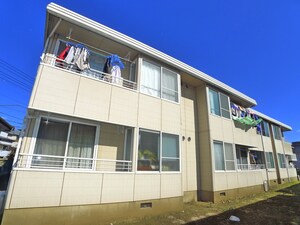 フローラ勝田台外観写真