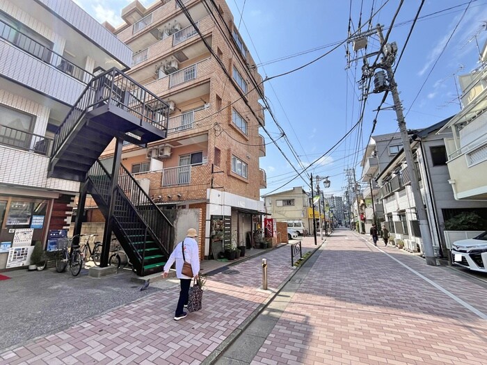 物件外観写真6　(周辺環境)