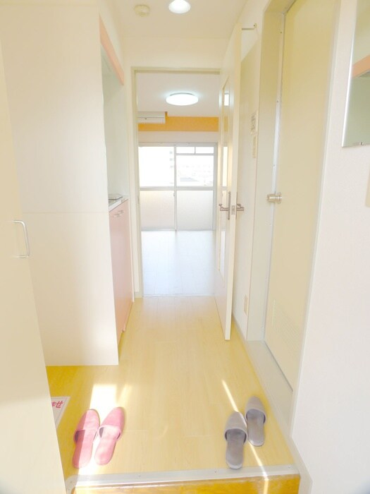 物件内観写真19　(廊下)