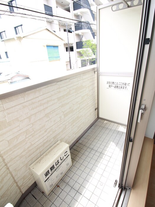 物件内観写真16　(ベランダ・バルコニー)