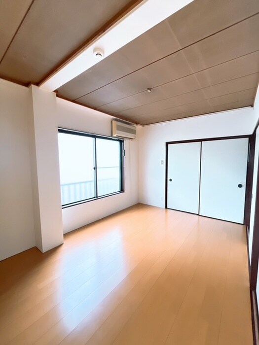 物件内観写真10　(居室)