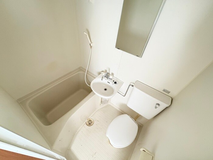 物件内観写真14　(トイレ)