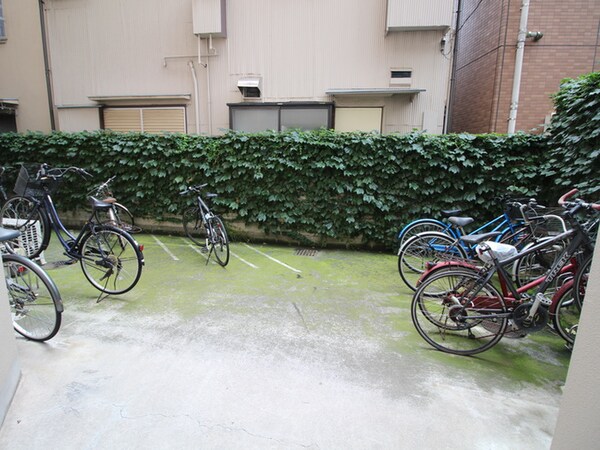 駐輪場