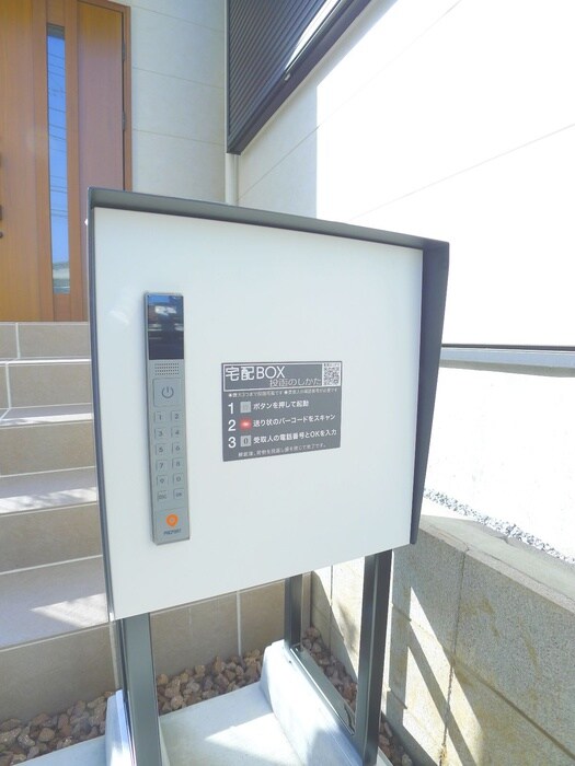 物件外観写真6　(建物設備)