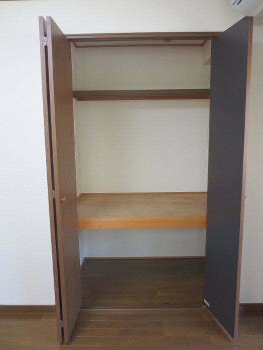 物件内観写真9　(収納)