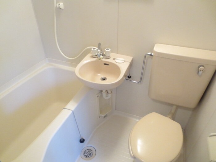 物件内観写真12　(バス／シャワールーム等)