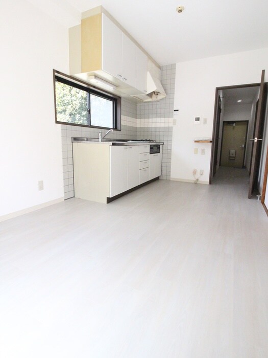 物件内観写真10　(居室)