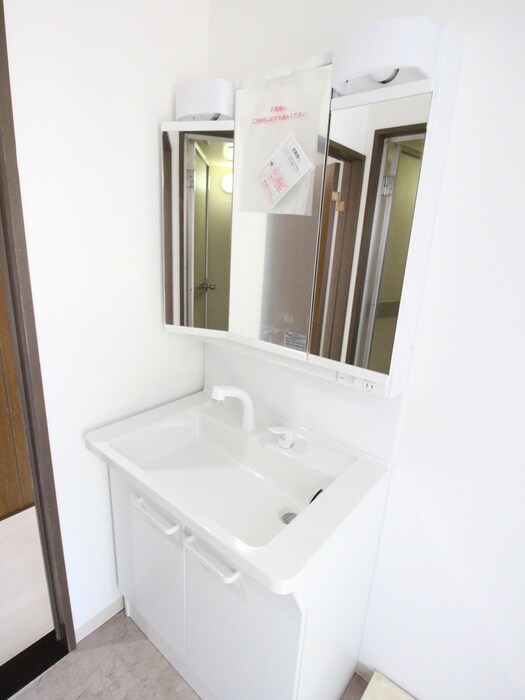 物件内観写真14　(洗面)