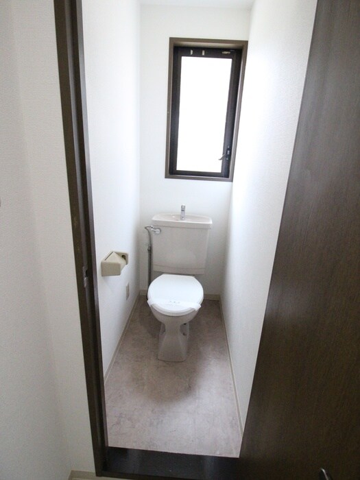 物件内観写真16　(トイレ)