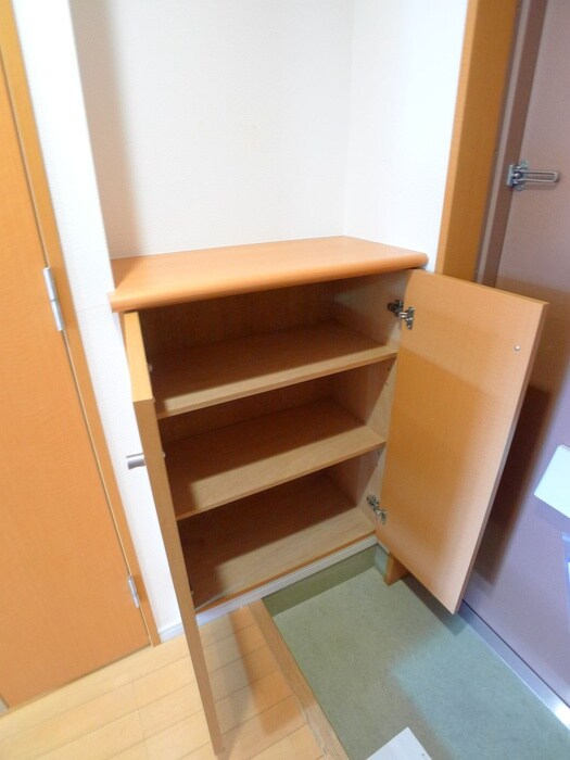 物件内観写真17　(靴箱)