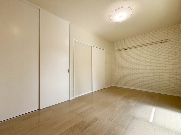 物件内観写真8　(居室)
