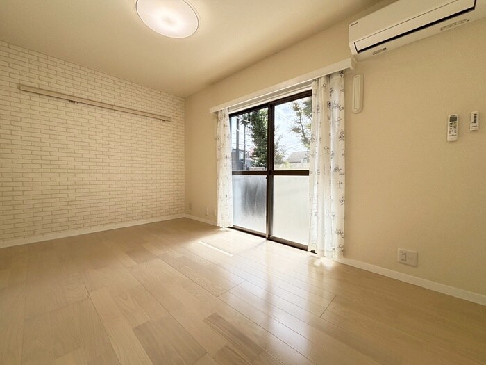 物件内観写真9　(居室)