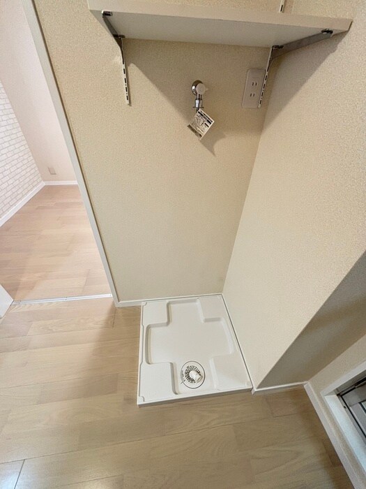 物件内観写真16　(洗濯機置場)