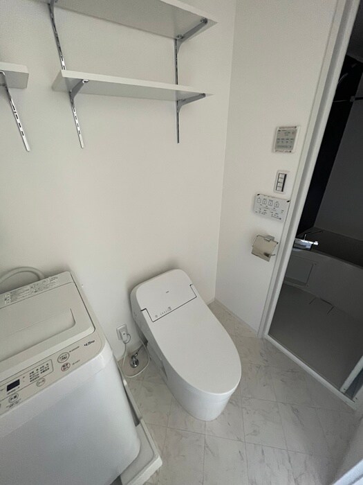 物件内観写真15　(トイレ)