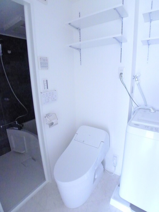 物件内観写真15　(トイレ)