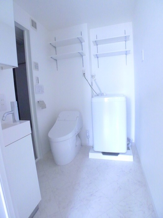 物件内観写真18　(内観写真)