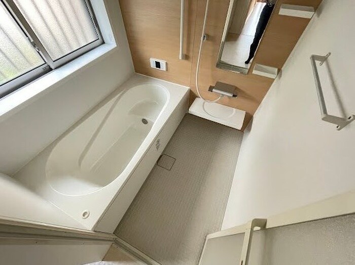 美大通貸家のバス