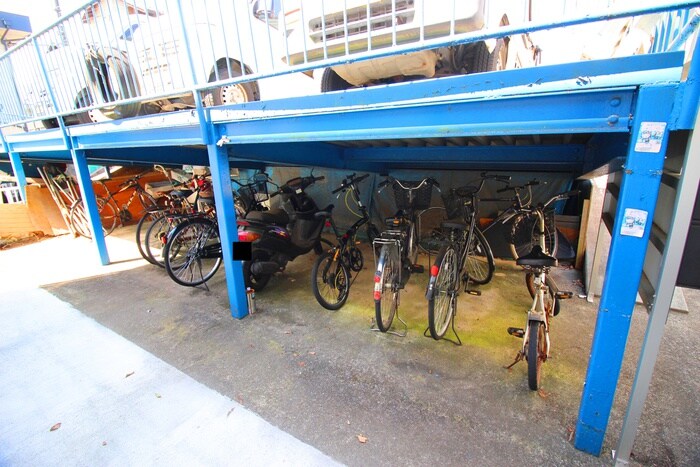 物件外観写真5　(駐輪場)