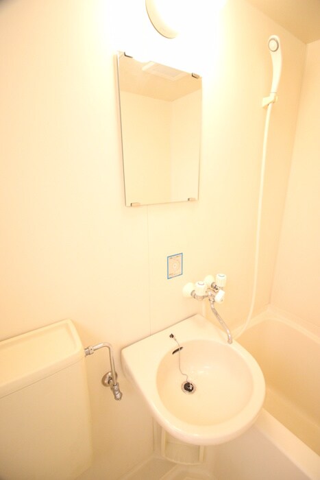 物件内観写真11　(洗面)