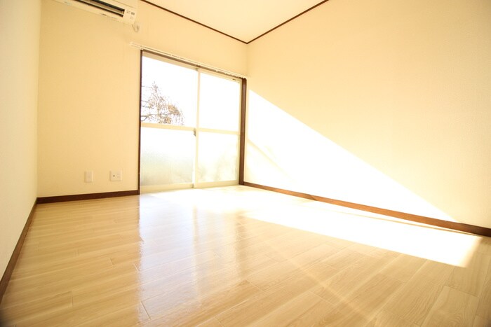 物件内観写真18　(居室)