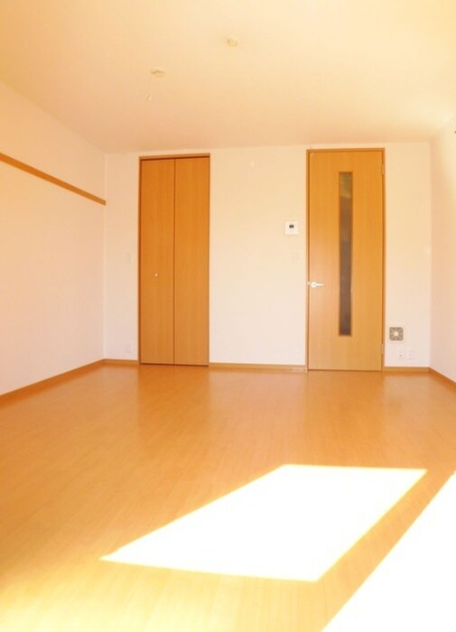 物件内観写真5　(居室)