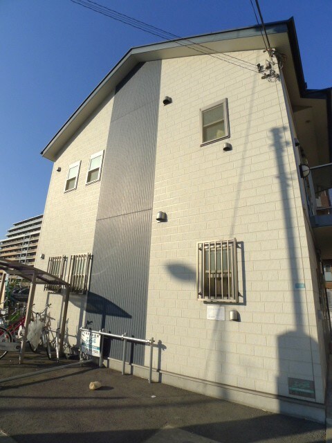 物件外観写真2　(駐車場)