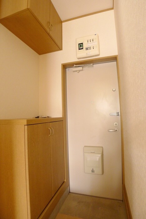 物件内観写真5　(靴箱)