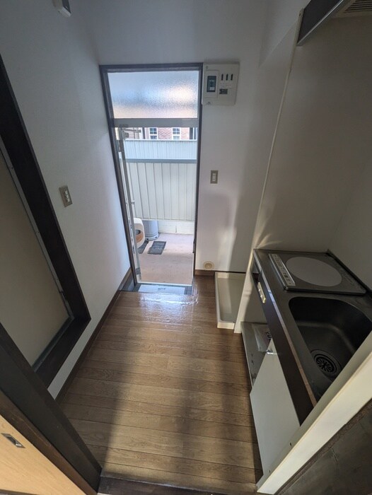 物件内観写真13　(廊下)