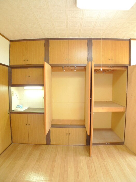 物件内観写真14　(収納)
