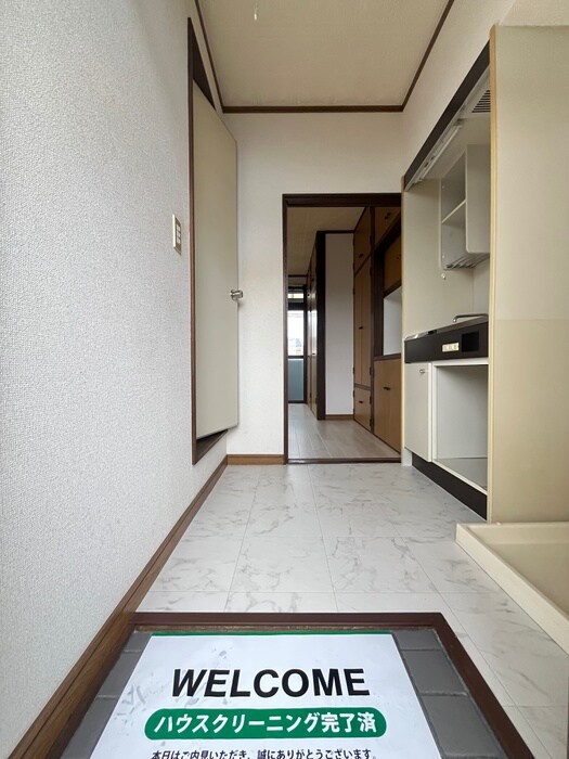 ふじたハイツの玄関