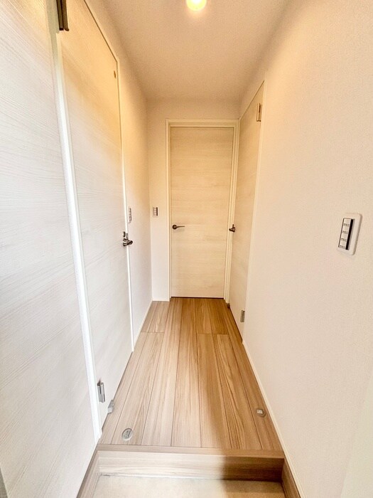 物件内観写真21　(廊下)