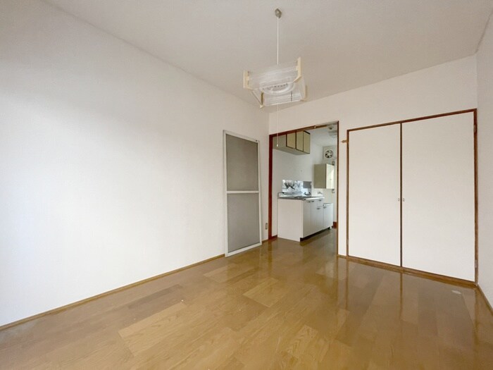 物件内観写真10　(居室)