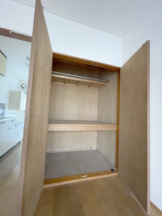 物件内観写真11　(収納)