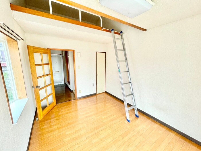 物件内観写真8　(居室)