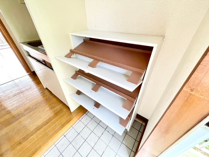 物件内観写真19　(靴箱)